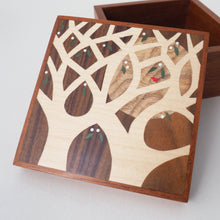 Load image into Gallery viewer, White Spring Blossoms Wooden Trinket Box