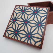 Load image into Gallery viewer, Asanoha Pattern Sapele Trinket Box