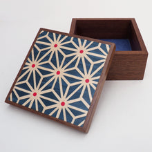 Load image into Gallery viewer, Asanoha Pattern Sapele Trinket Box