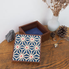 Load image into Gallery viewer, Asanoha Pattern Sapele Trinket Box
