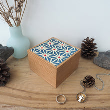 Load image into Gallery viewer, Blue and red asanoha marquetry wooden trinket box