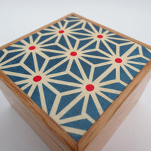 Load image into Gallery viewer, Blue and red asanoha marquetry wooden trinket box
