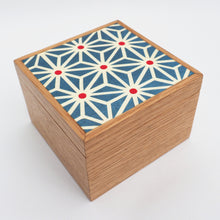 Load image into Gallery viewer, Blue and red asanoha marquetry wooden trinket box