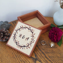 Load image into Gallery viewer, Autumn Wedding Wreath Trinket Box