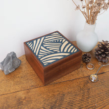 Load image into Gallery viewer, Japanese inspired Pattern Sapele Trinket Box
