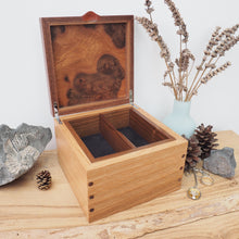 Load image into Gallery viewer, blue pattern marquetry small wooden jewellery box