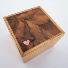 Load image into Gallery viewer, little pink heart ring box