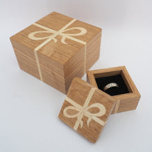 Load image into Gallery viewer, Cream ribbon marquetry wooden trinket and ring box