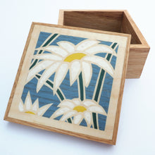 Load image into Gallery viewer, daisy marquetry wooden trinket box