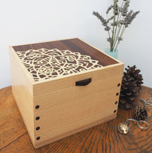 Load image into Gallery viewer, Small Mandala Wooden Jewellery Box