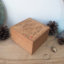 Load image into Gallery viewer, little red bird wooden trinket box