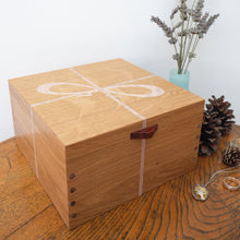 Load image into Gallery viewer, marquetry ribbon large wooden jewellery box