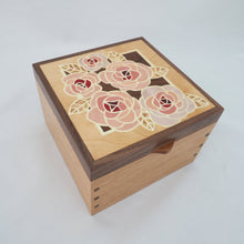 Load image into Gallery viewer, Roses marquetry small wooden jewellery box