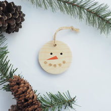 Load image into Gallery viewer, Wooden Marquetry Christmas Tree Decorations