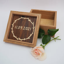 Load image into Gallery viewer, Spring/Summer Wedding Wreath Trinket Box