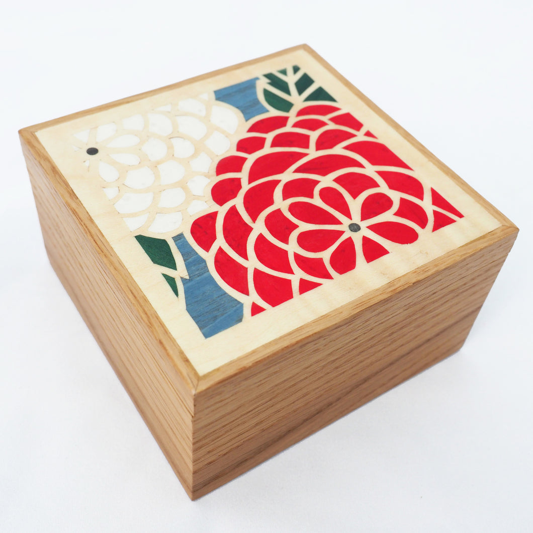 chrysanthemum marquetry wooden trinket box