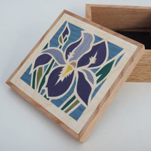 Load image into Gallery viewer, Iris Flower Trinket Box
