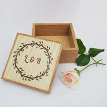 Load image into Gallery viewer, Spring/Summer Wedding Wreath Trinket Box
